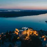 Sekula *